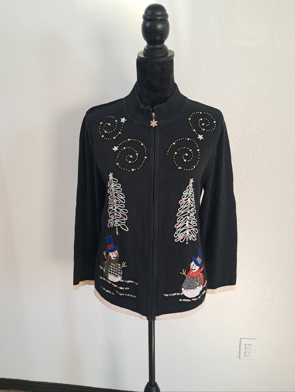 Mercer Street Studio Sweater Jacket Embroidered Beaded Christmas Lg Undersized